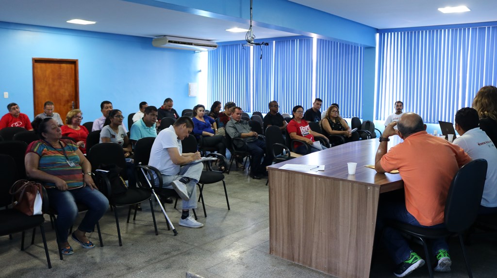 reunião Dia do Basta