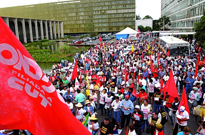 trabalhadores-voltam-se-mobilizar-contra-reforma-previdencia-801
