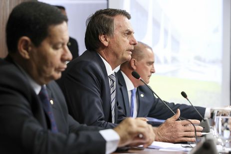 Presidente Bolsonaro em primeira reunião ministerial