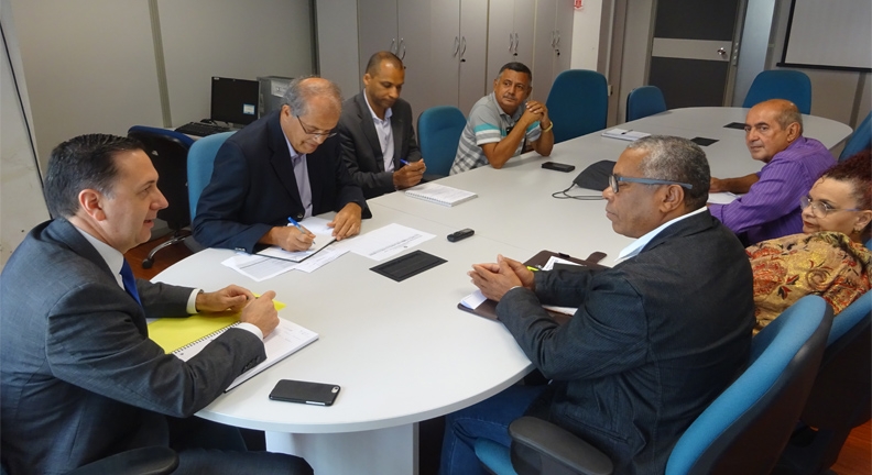 sem-debate-governo-comunica-decreto-que-altera-regras-contribuicao-sindical-735