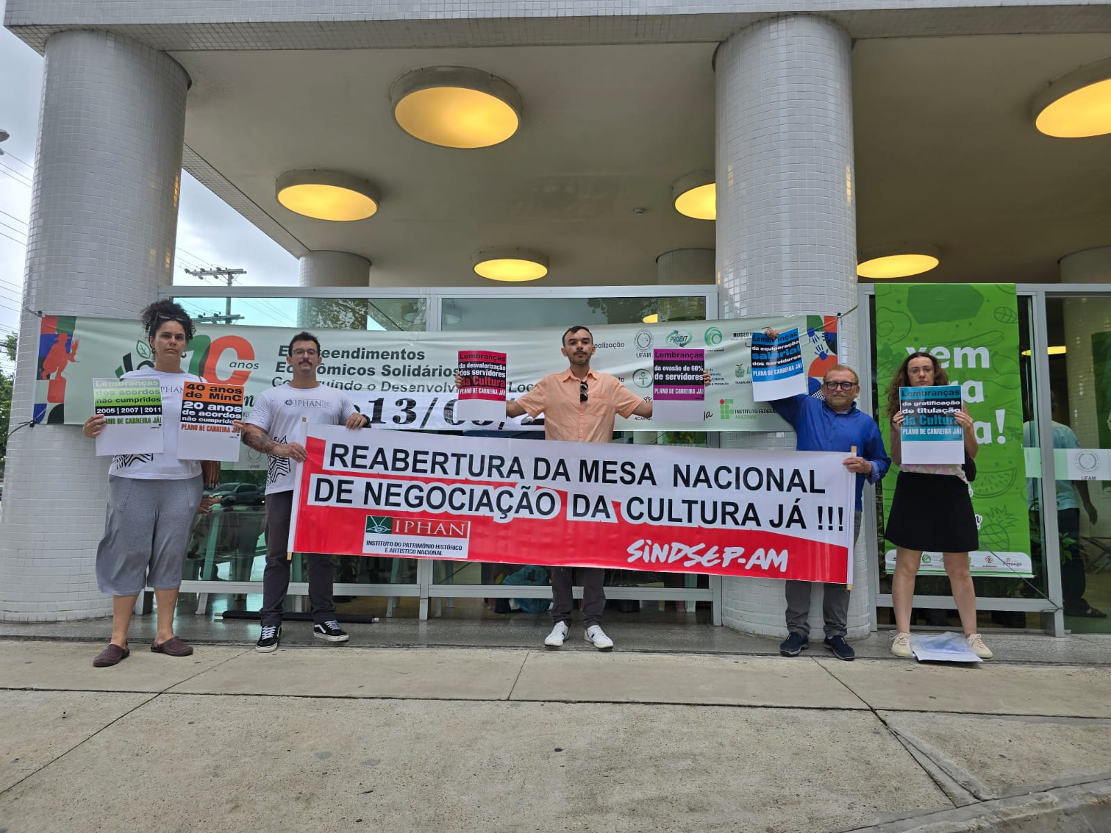 Mobilização em Manaus dos Servidores da Cultura com apoio do Sindsep-AM – 17.03.2025